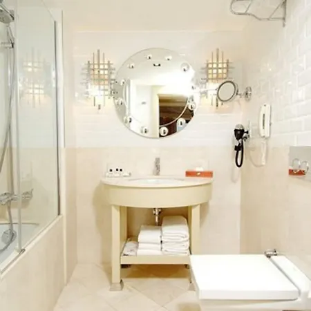 Taxim Hill Hotel 4*