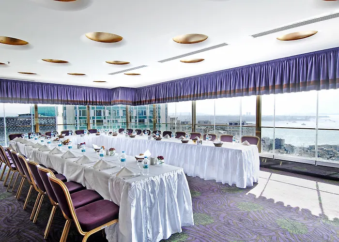 تقسيم هل فندق 4*