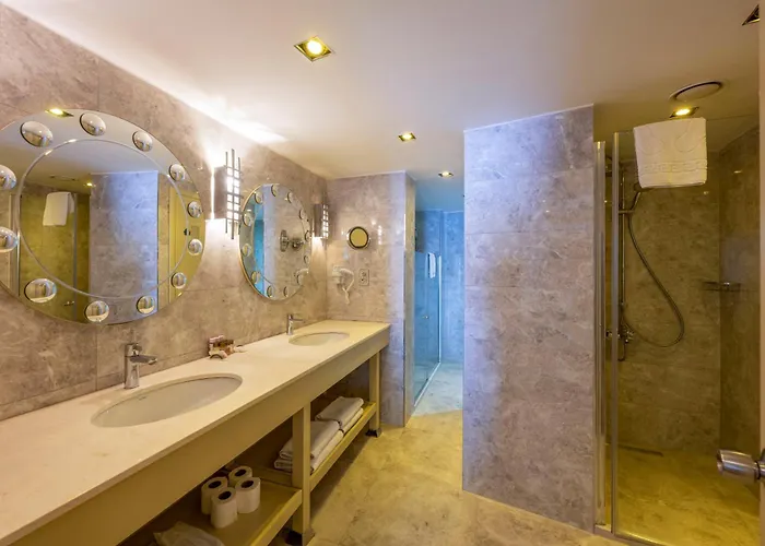 تقسيم هل فندق اسطنبول