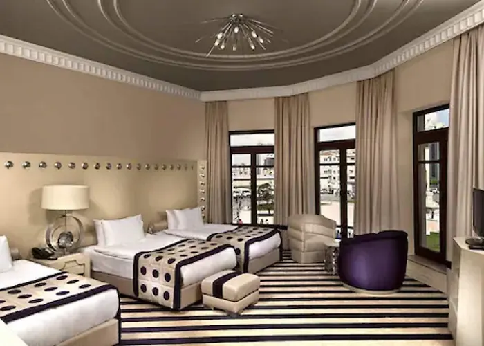 تقسيم هل فندق