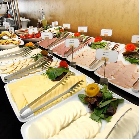 塔克西姆山顶酒店 酒店 4*