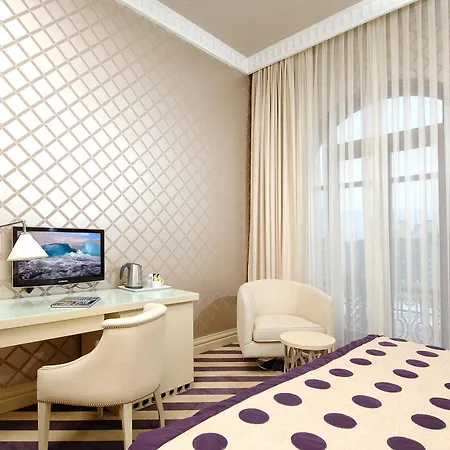 塔克西姆山顶酒店