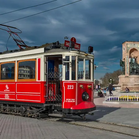 Taxim Hill 4* Стамбул