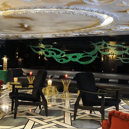 塔克西姆山顶酒店 4*