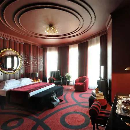 塔克西姆山顶酒店