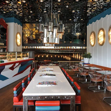 塔克西姆山顶酒店 酒店