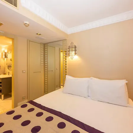 Szálloda Taxim Hill 4*