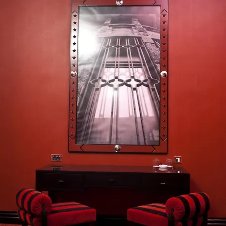 塔克西姆山顶酒店 4*